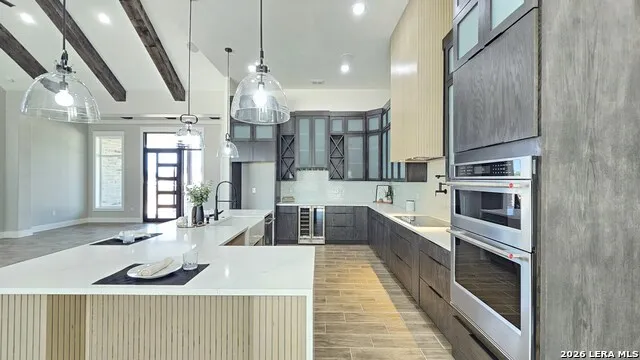 100 PIONEER TRL Adkins, TX 78101