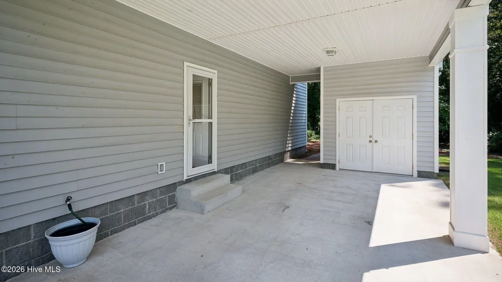 3706 Willow Run Drive Greenville, NC 27858