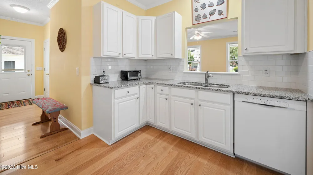 3706 Willow Run Drive Greenville, NC 27858