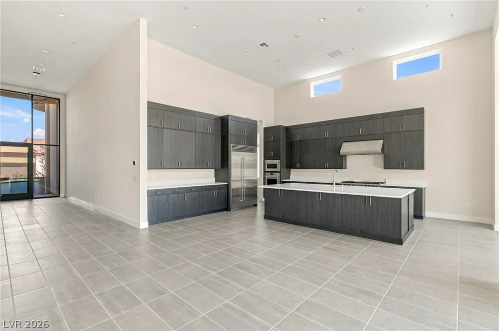 10865 Agate Cliffs Avenue Las Vegas, NV 89135
