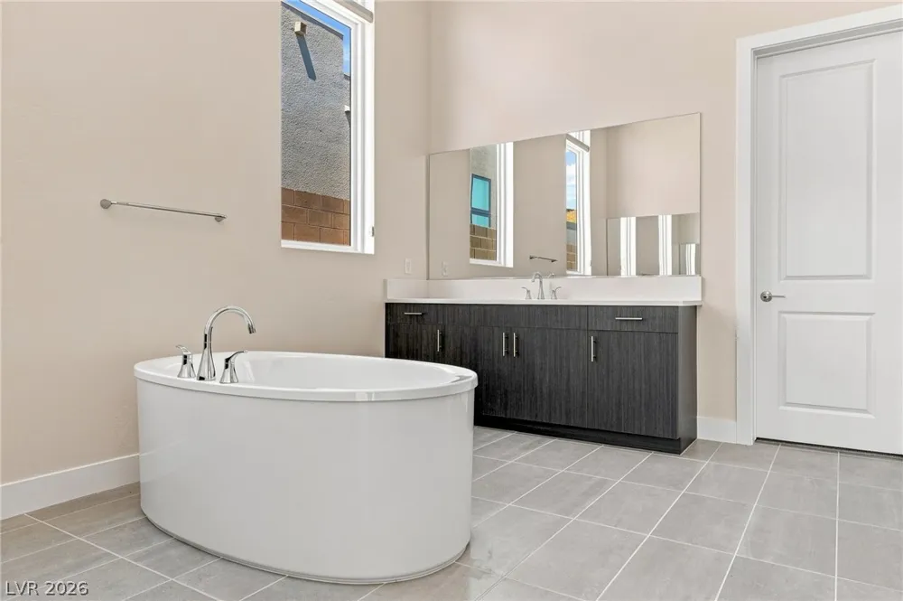 10865 Agate Cliffs Avenue Las Vegas, NV 89135