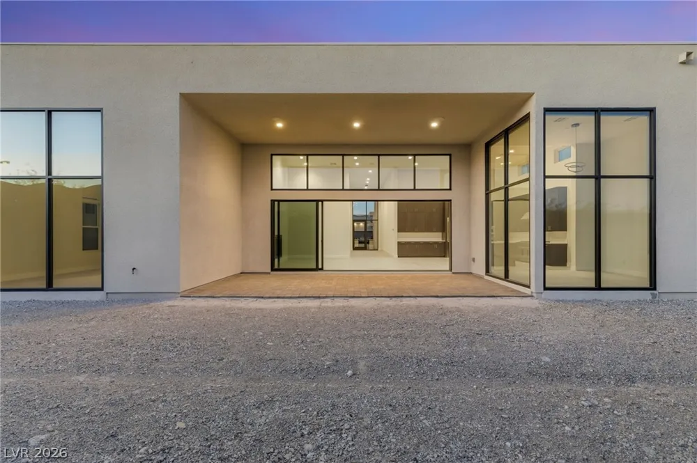 10865 Agate Cliffs Avenue Las Vegas, NV 89135