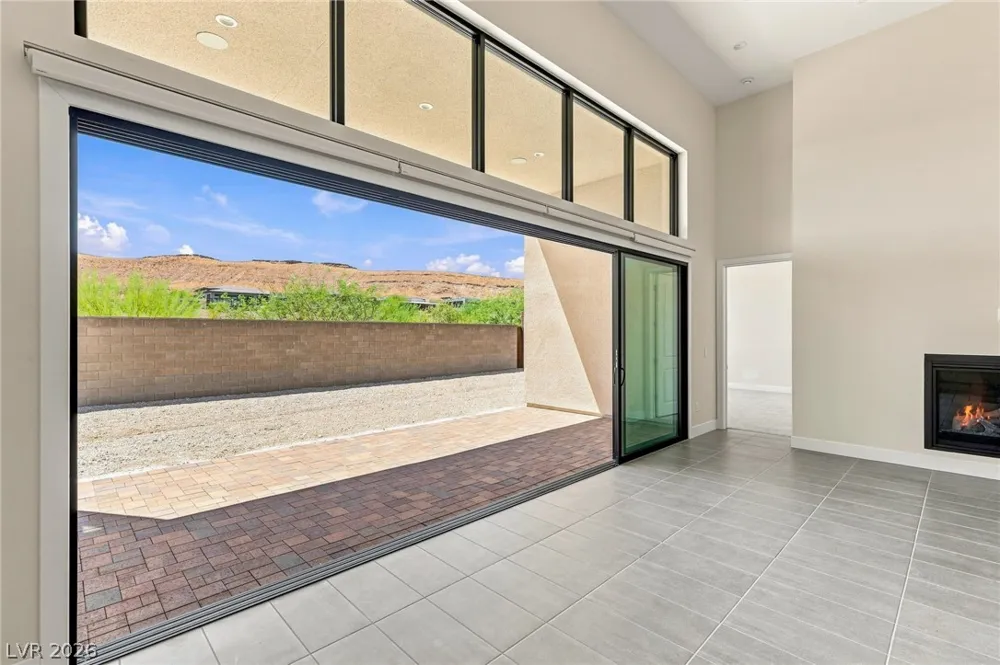 10865 Agate Cliffs Avenue Las Vegas, NV 89135