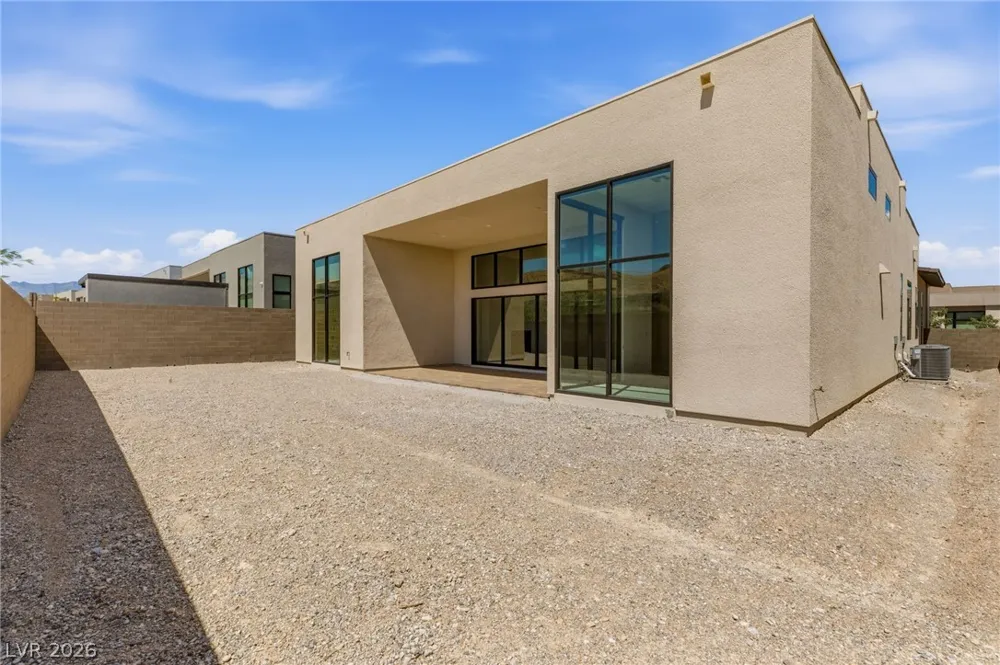 10865 Agate Cliffs Avenue Las Vegas, NV 89135