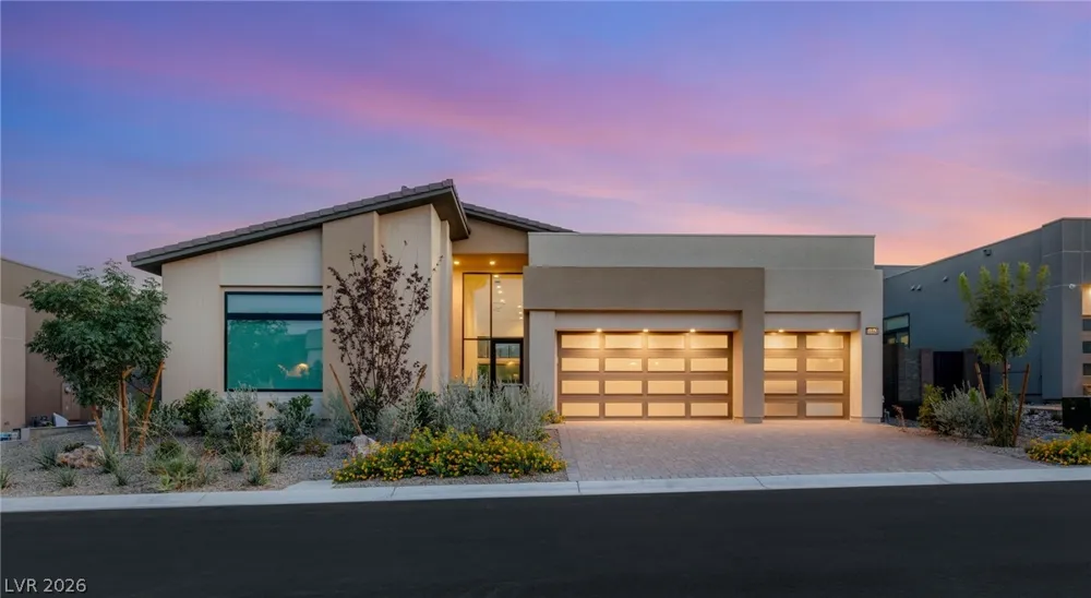 10865 Agate Cliffs Avenue Las Vegas, NV 89135
