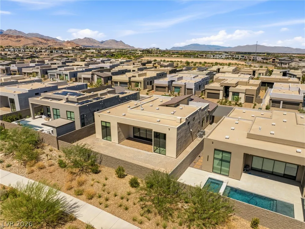 10865 Agate Cliffs Avenue Las Vegas, NV 89135