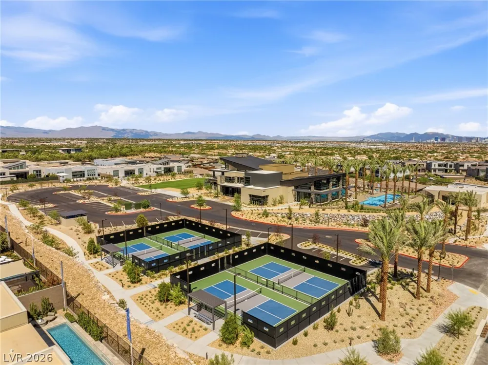 10865 Agate Cliffs Avenue Las Vegas, NV 89135