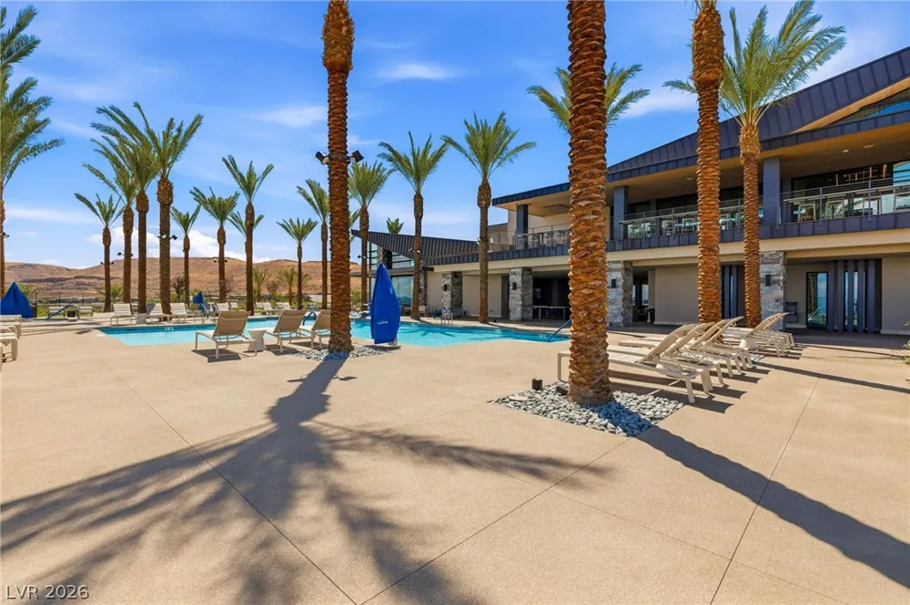 10865 Agate Cliffs Avenue Las Vegas, NV 89135