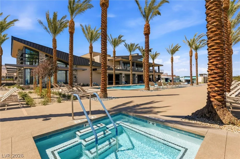 10865 Agate Cliffs Avenue Las Vegas, NV 89135