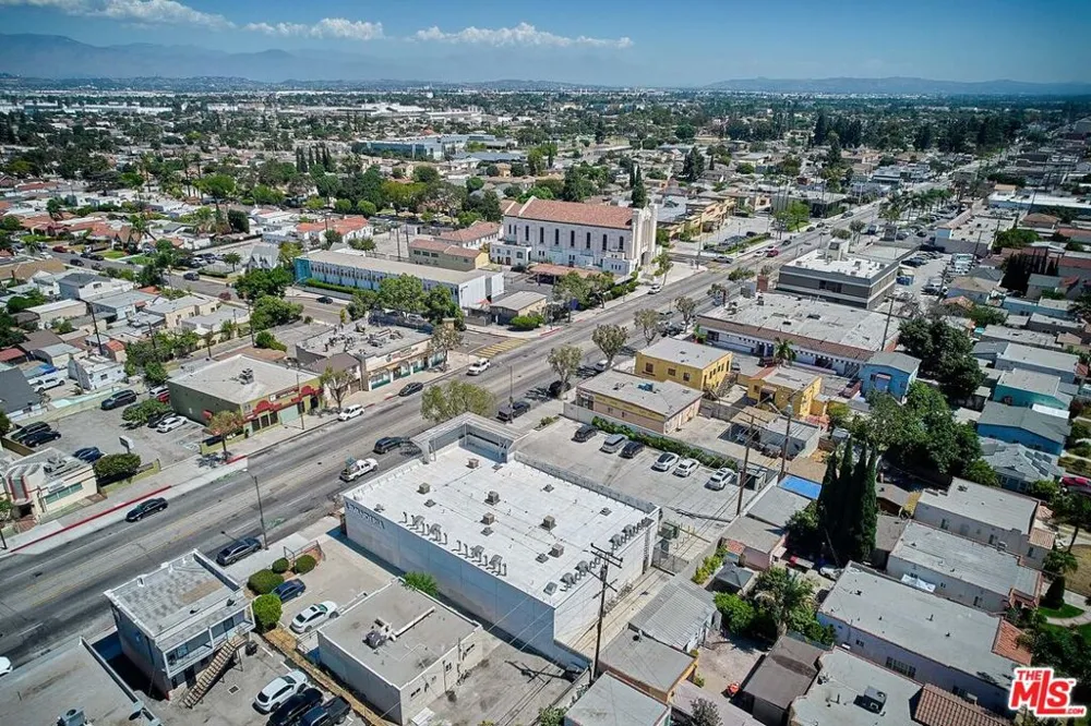 3046 E Florence Avenue Huntington Park, CA 90255