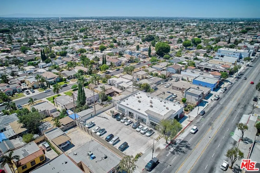 3046 E Florence Avenue Huntington Park, CA 90255