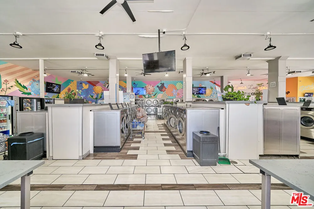3046 E Florence Avenue Huntington Park, CA 90255