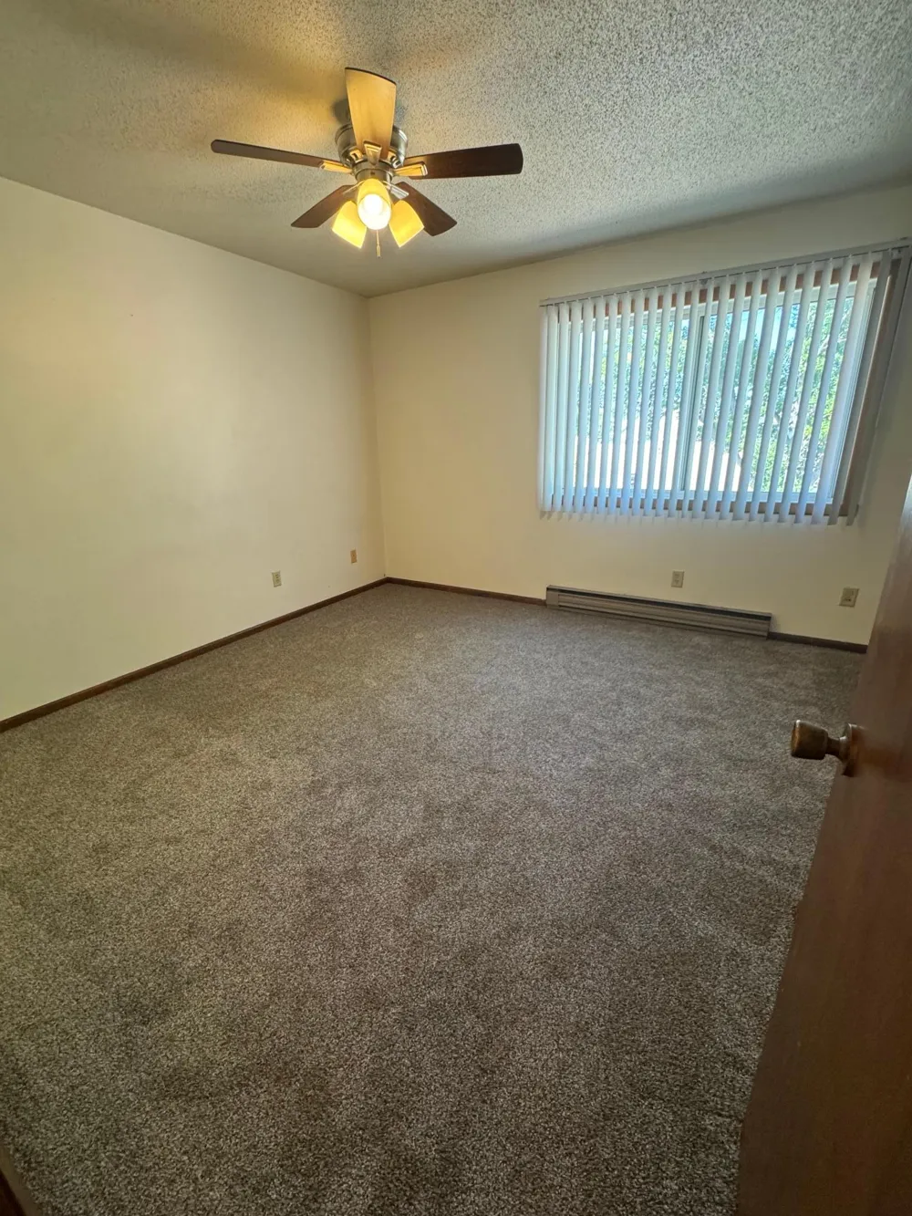 318 31st Avenue Fargo, ND 58102
