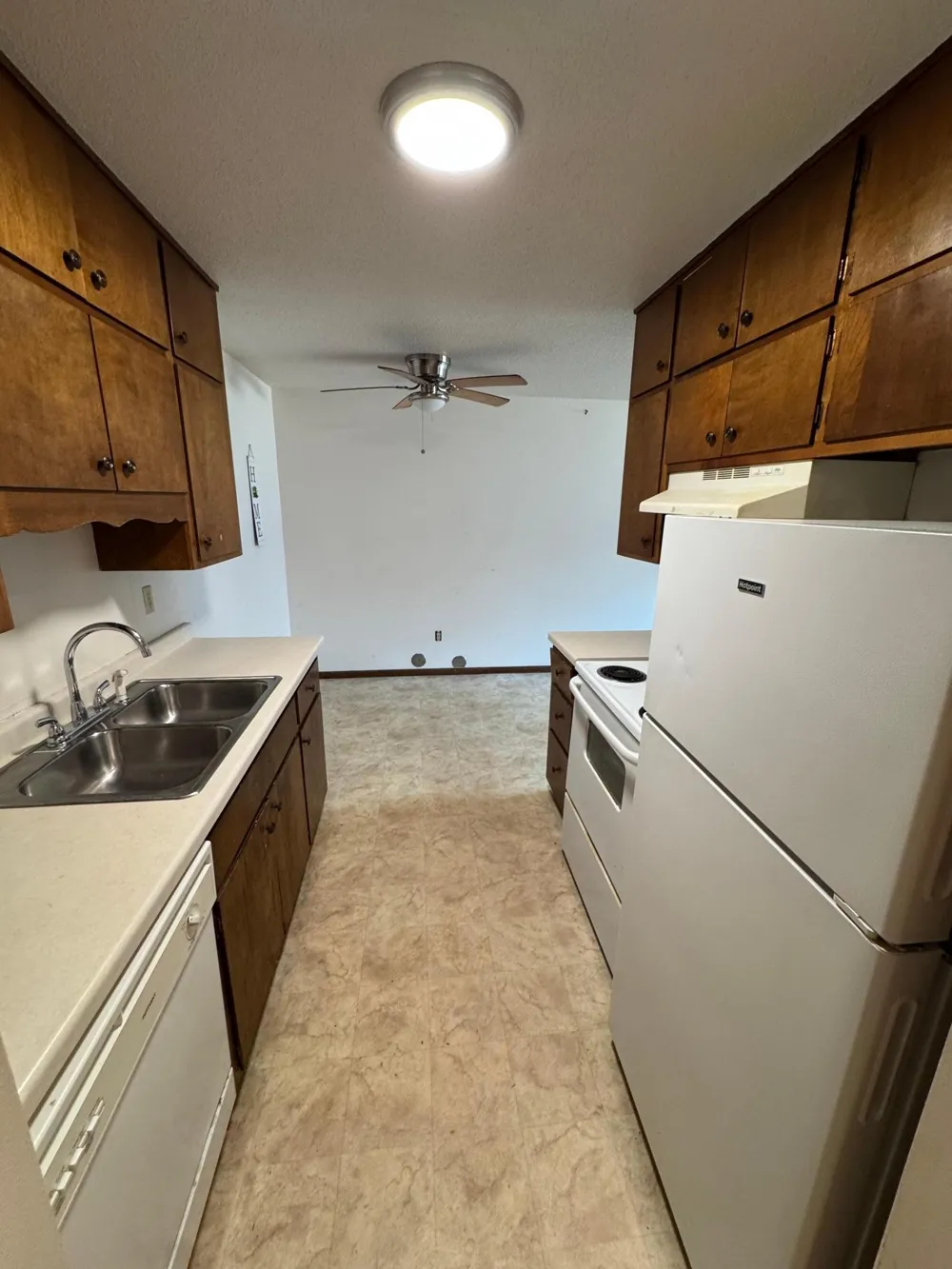 318 31st Avenue Fargo, ND 58102
