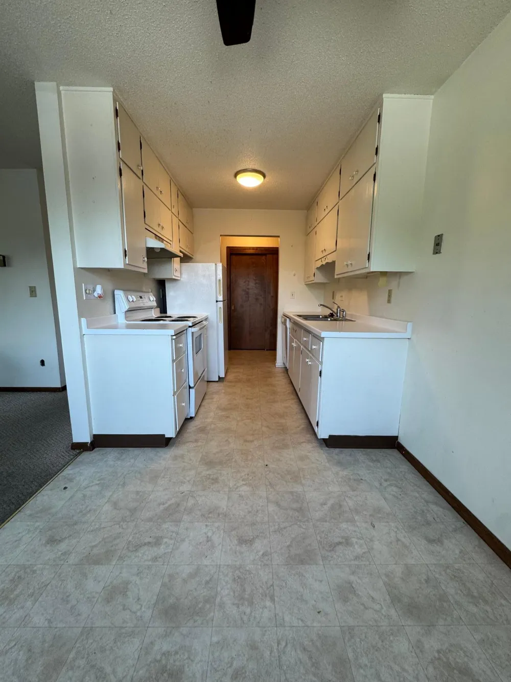 318 31st Avenue Fargo, ND 58102