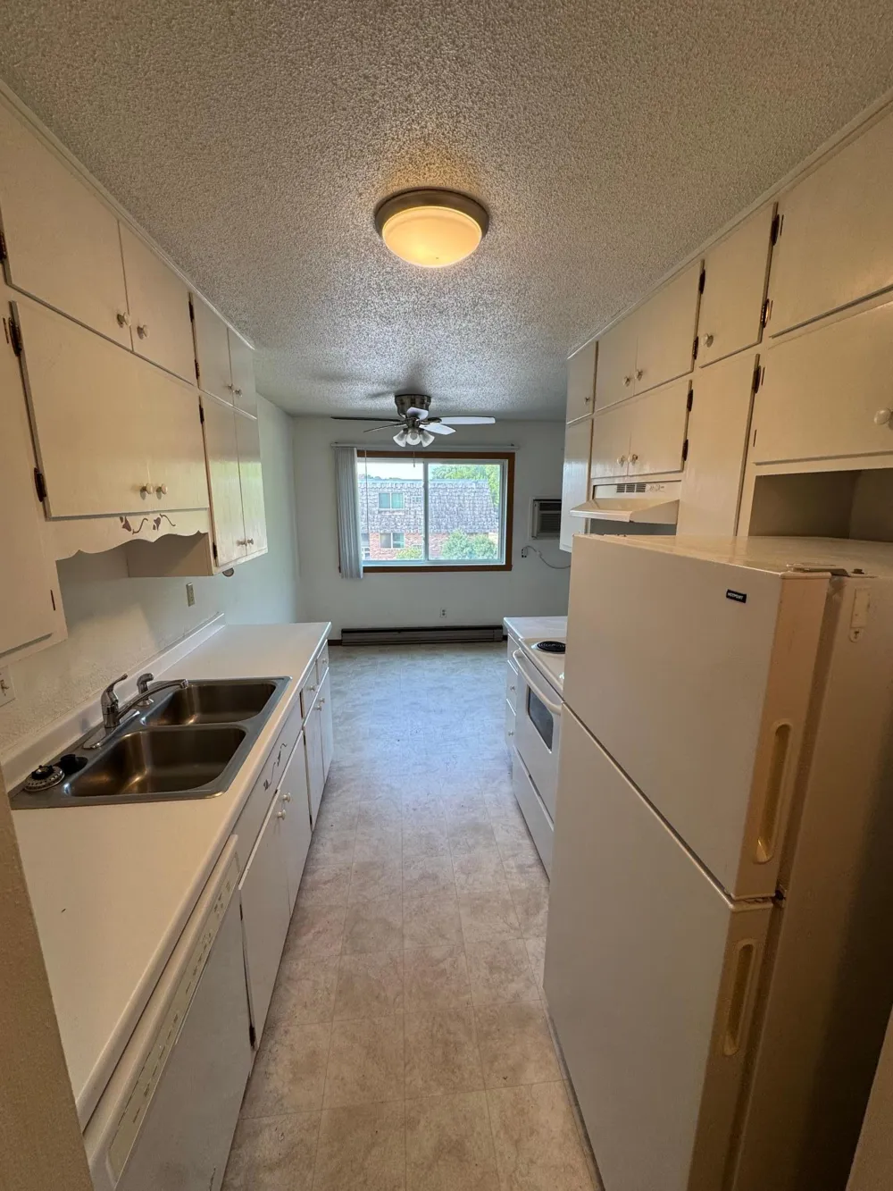 318 31st Avenue Fargo, ND 58102