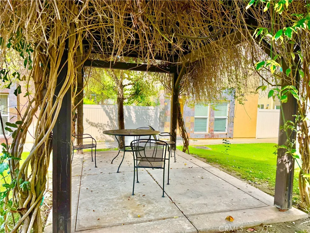 13707 S Budlong Gardena, CA 90247