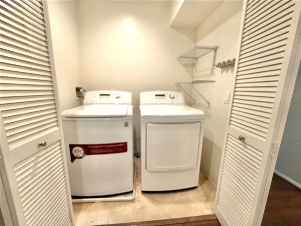 13707 S Budlong Gardena, CA 90247