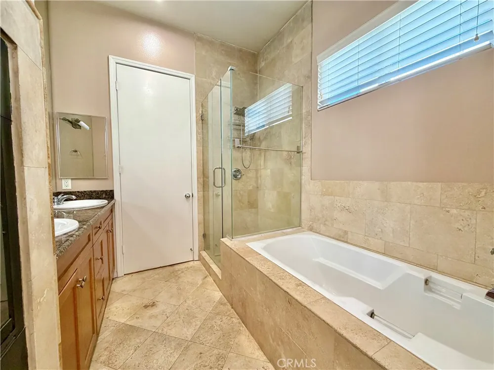 13707 S Budlong Gardena, CA 90247