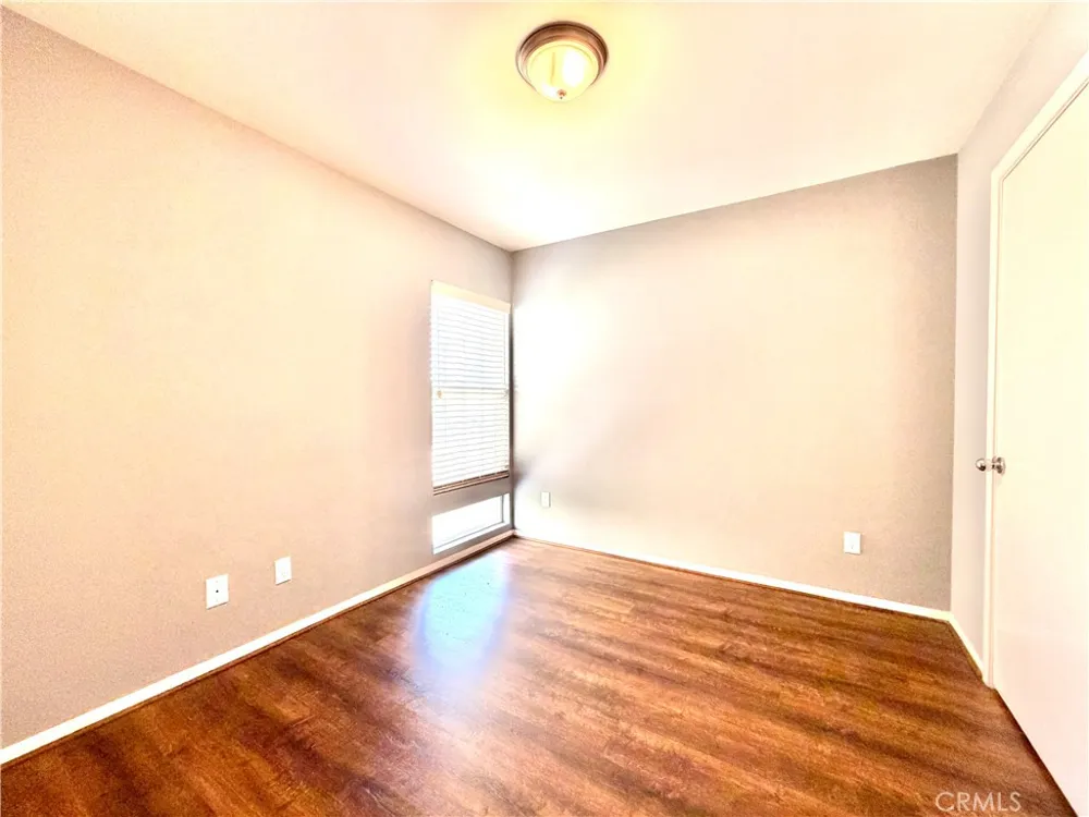 13707 S Budlong Gardena, CA 90247