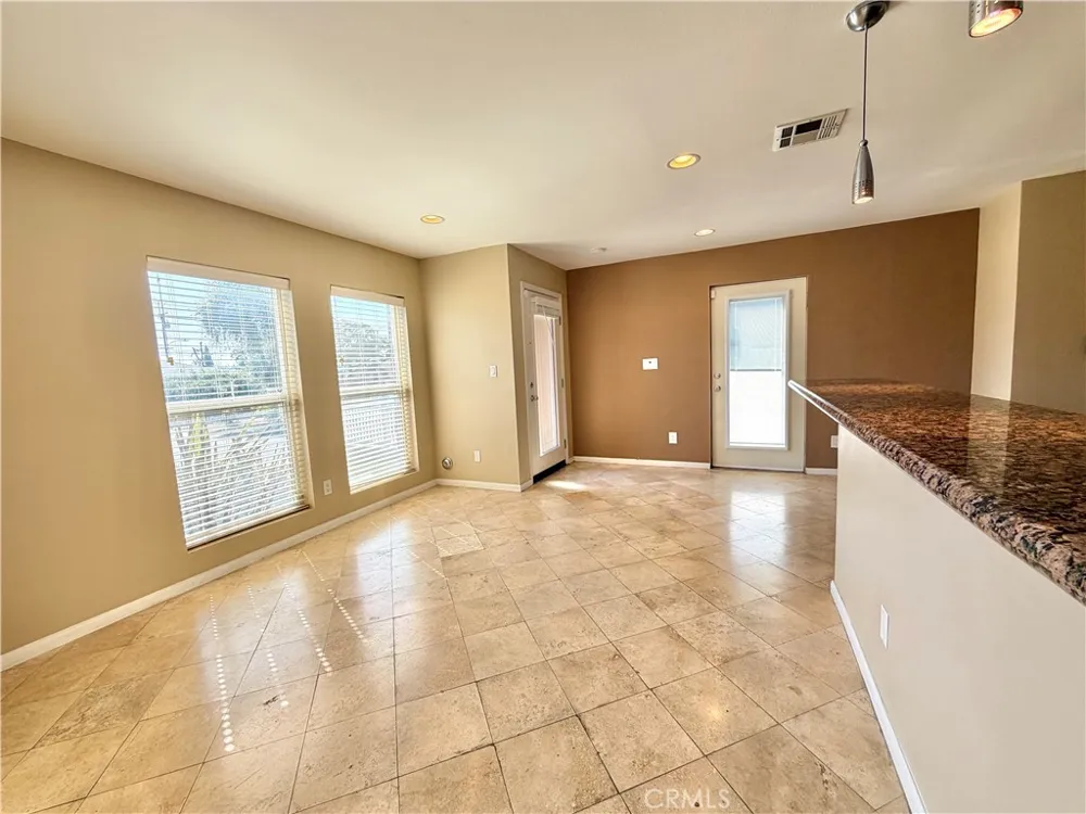 13707 S Budlong Gardena, CA 90247