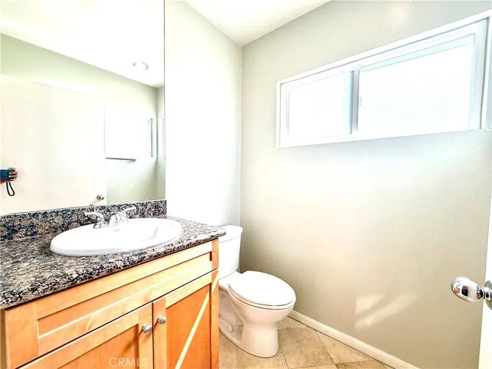 13707 S Budlong Gardena, CA 90247