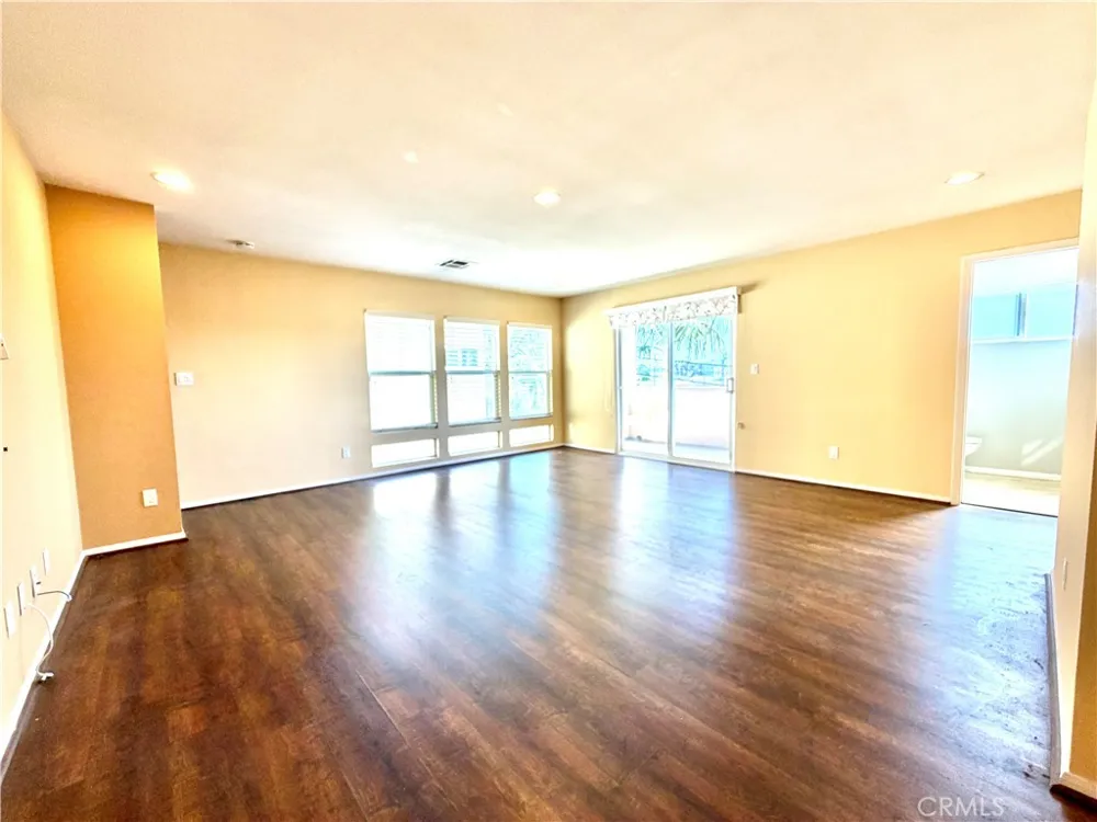 13707 S Budlong Gardena, CA 90247