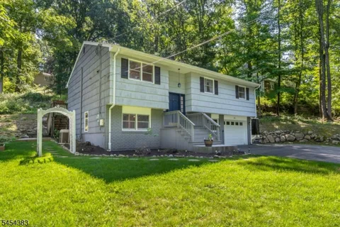 104 Ford Rd