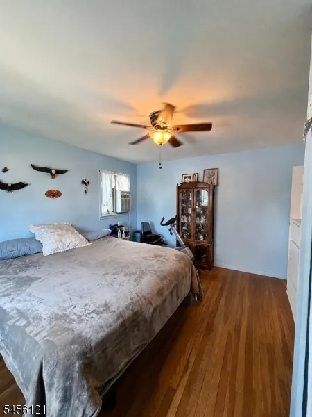 29 Capp St Carteret, NJ 07008
