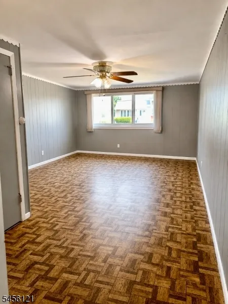 29 Capp St Carteret, NJ 07008