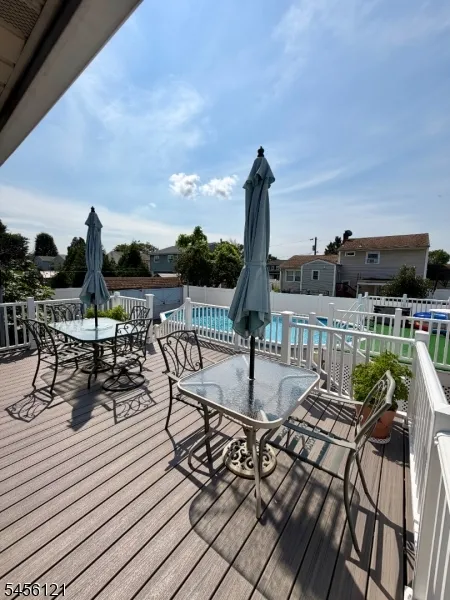 29 Capp St Carteret, NJ 07008