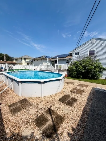 29 Capp St Carteret, NJ 07008