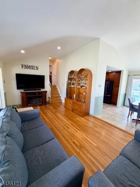 29 Capp St Carteret, NJ 07008
