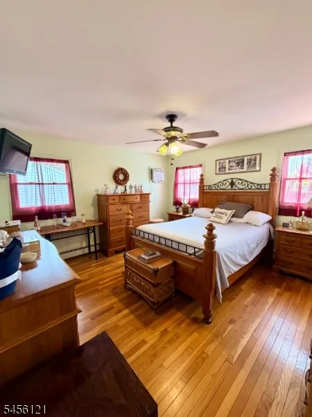 29 Capp St Carteret, NJ 07008