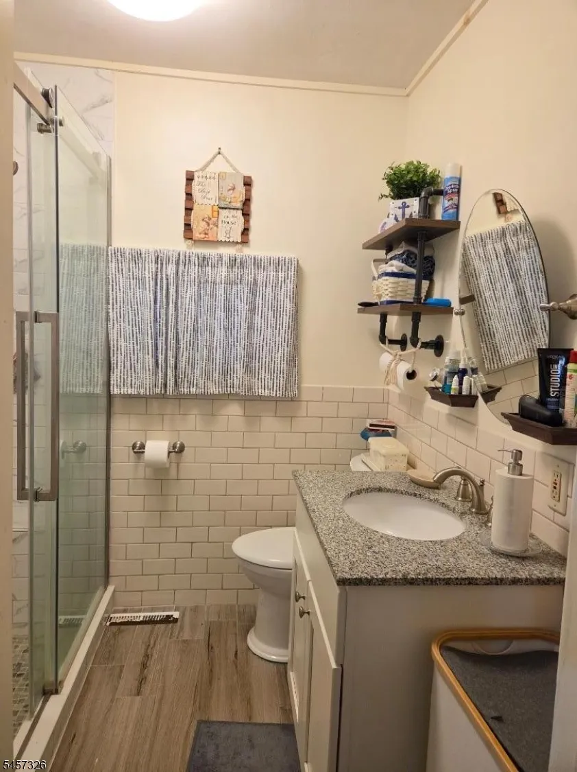 101 Woods Rd Sandyston, NJ 07826