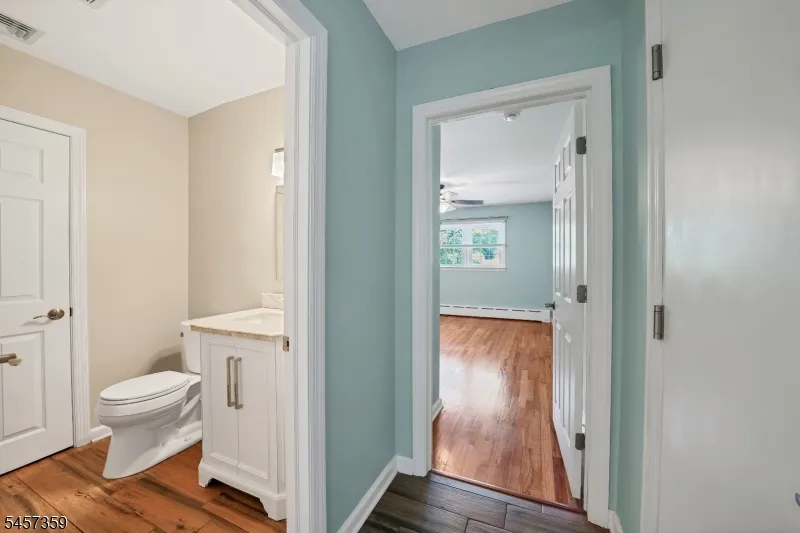 59 Dreahook Rd Branchburg, NJ 08876