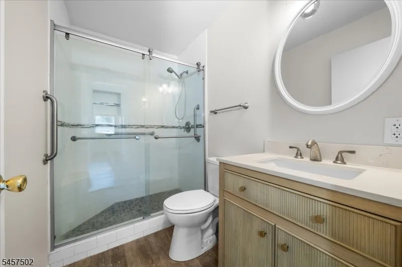 13 Windbeam Rd Riverdale, NJ 07457
