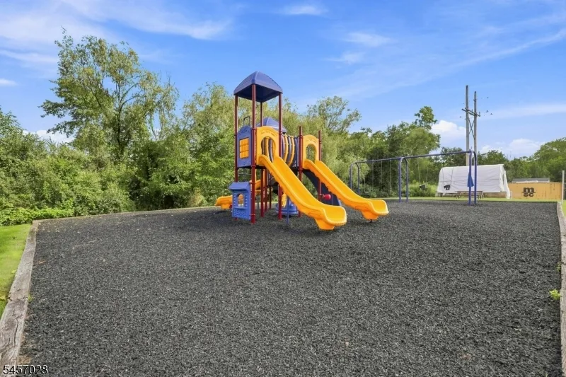 64 Dayton Ct #104 Unit 104 Independence, NJ 07840