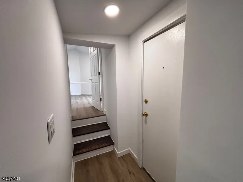 20 Garbarino Ave Wanaque, NJ 07465