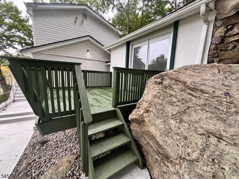 20 Garbarino Ave Wanaque, NJ 07465