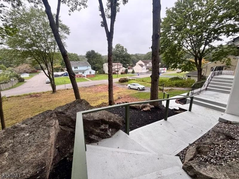 20 Garbarino Ave Wanaque, NJ 07465