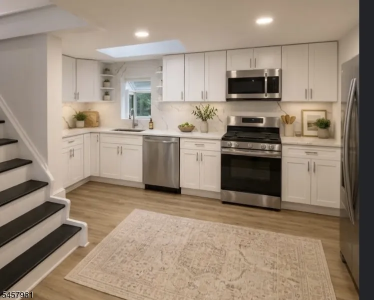 20 Garbarino Ave Wanaque, NJ 07465