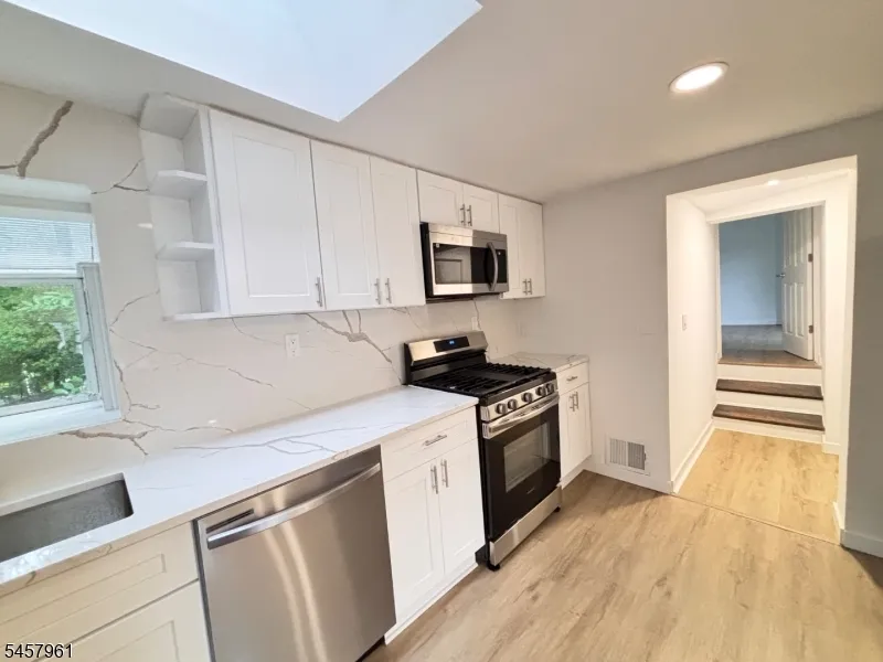 20 Garbarino Ave Wanaque, NJ 07465