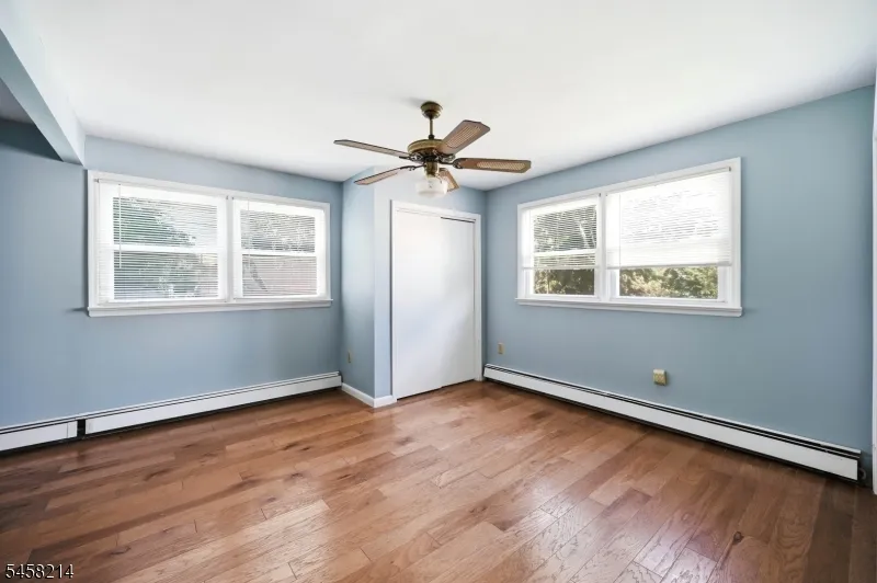 32 Conestoga Trl Sparta, NJ 07871
