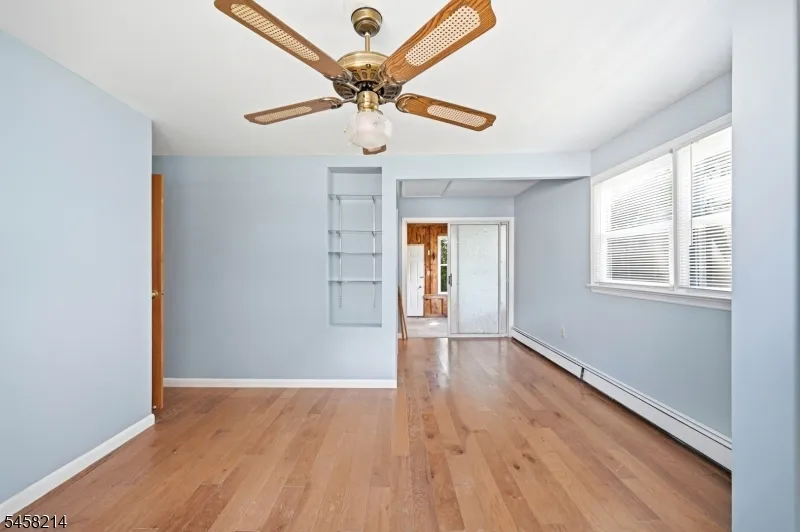 32 Conestoga Trl Sparta, NJ 07871
