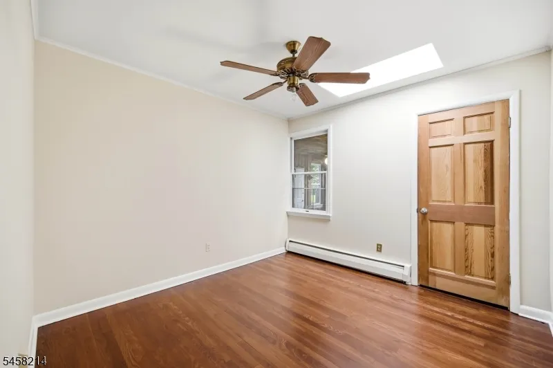 32 Conestoga Trl Sparta, NJ 07871