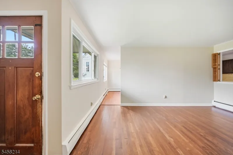 32 Conestoga Trl Sparta, NJ 07871