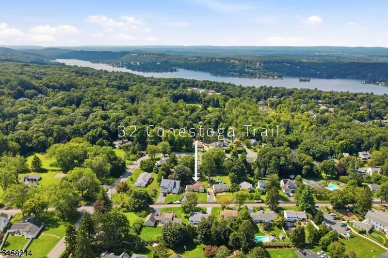 32 Conestoga Trl Sparta, NJ 07871