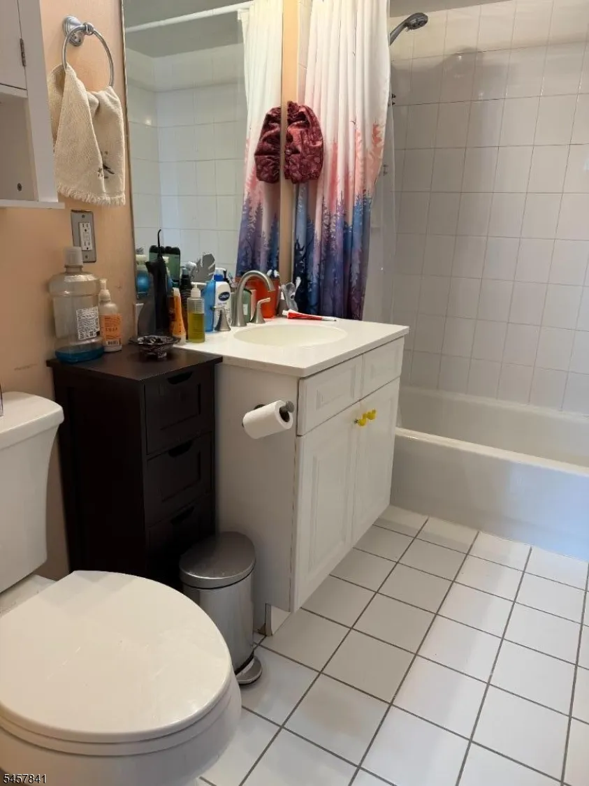 45 Royal Ave #28 Unit 28 Hawthorne, NJ 07506