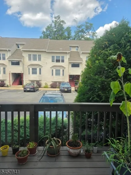 45 Royal Ave #28 Unit 28 Hawthorne, NJ 07506